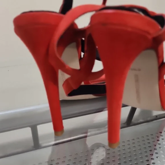 Rebecca Minkoff Red Suede Strappy Heels Sandals Ankle Strap - Picture 3 of 5